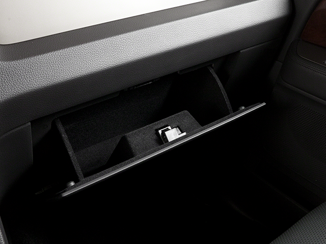 2011 Lincoln Navigator L Base