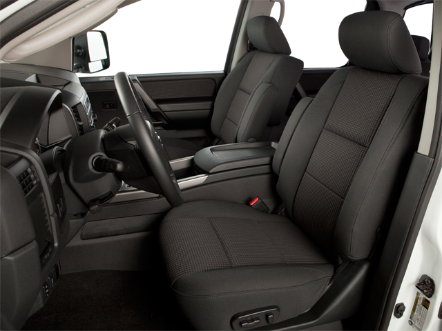 2013 Nissan Titan SV