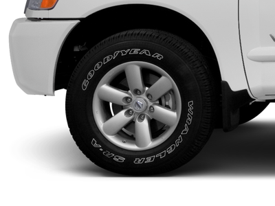 2013 Nissan Titan SV