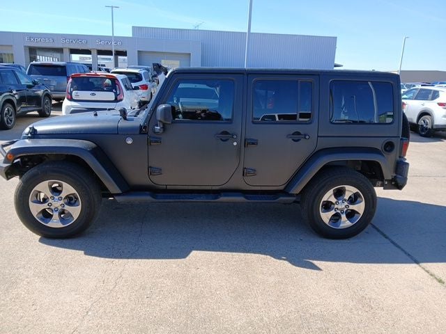 2016 Jeep Wrangler Unlimited Sahara