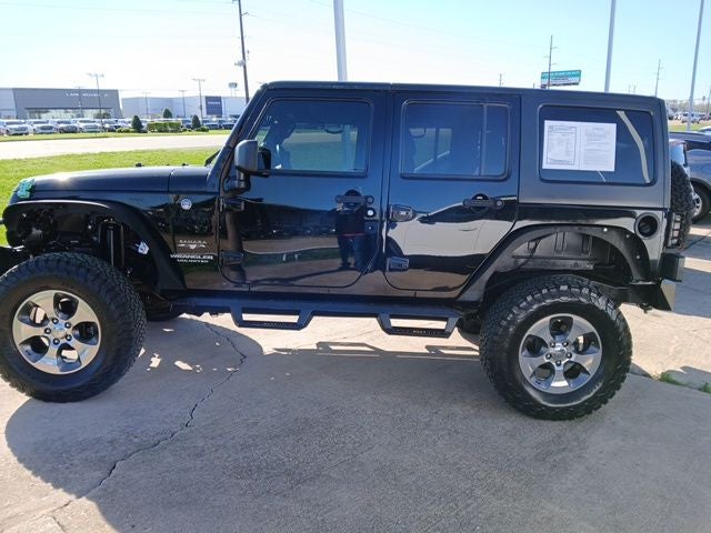 2016 Jeep Wrangler Unlimited Sahara
