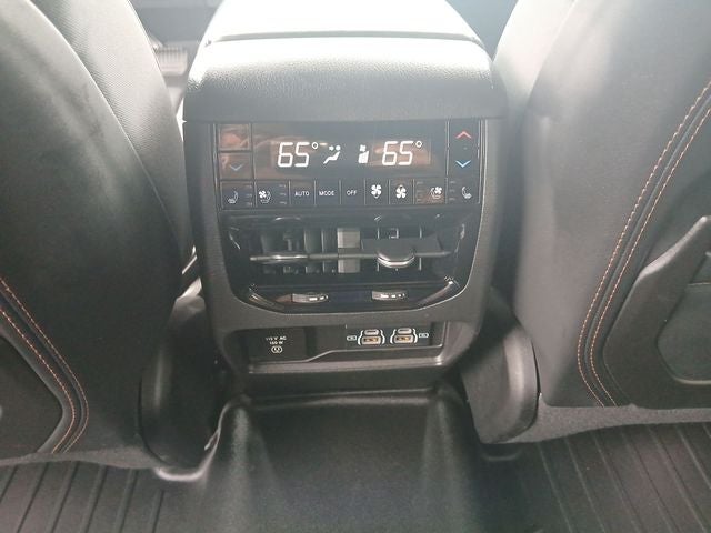 2023 Jeep Grand Cherokee Summit Reserve