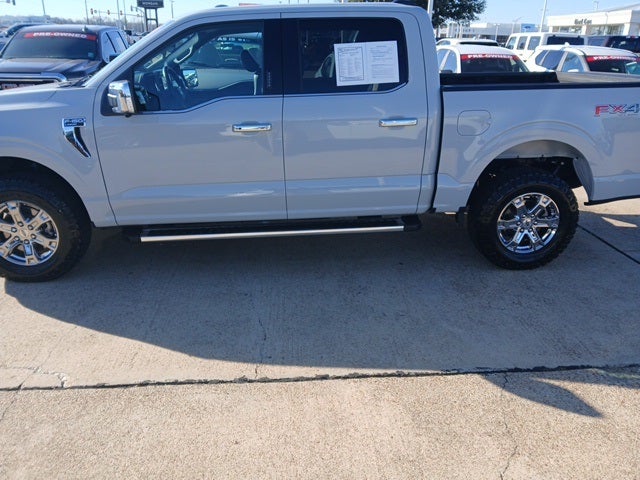 2023 Ford F-150 Lariat 4WD