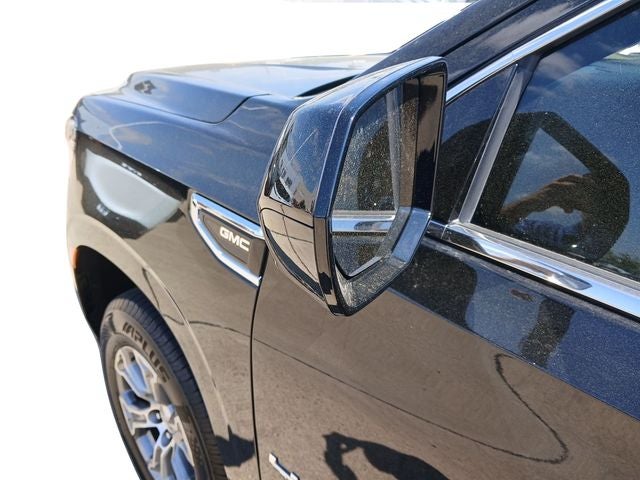 2024 GMC Yukon XL SLE