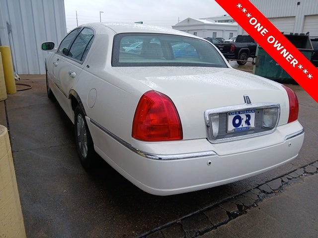 2003 Lincoln Town Car Cartier
