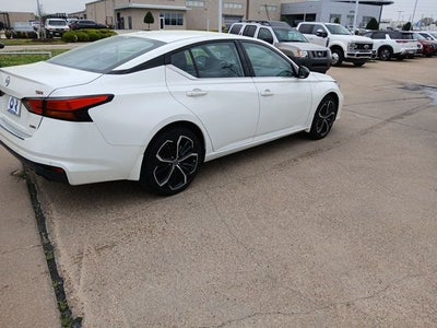 2023 Nissan Altima 2.5 SR