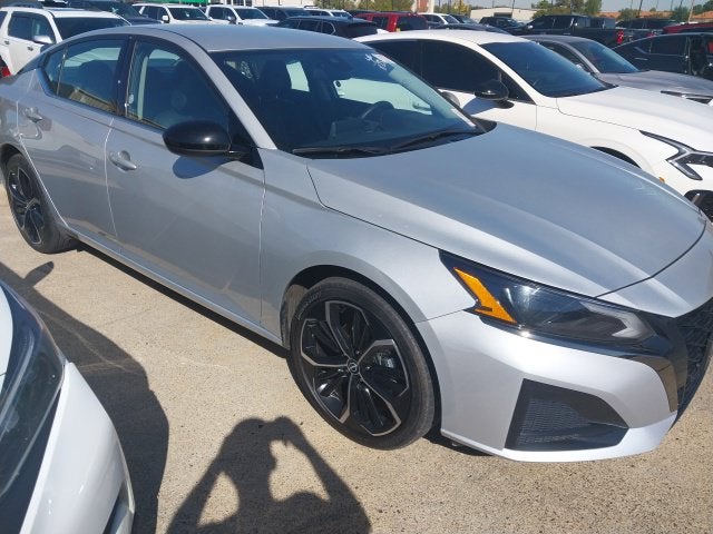 2025 Nissan Altima 2.5 SR