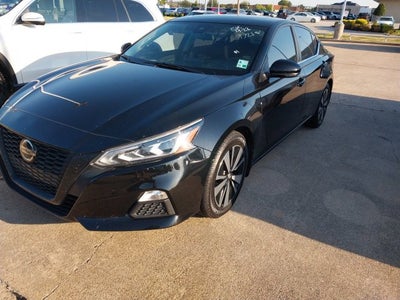 2022 Nissan Altima 2.5 SV