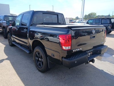 2013 Nissan Titan SV