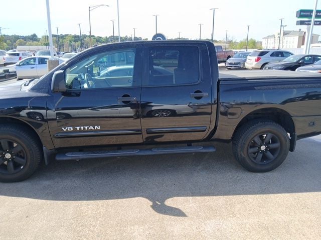 2013 Nissan Titan SV
