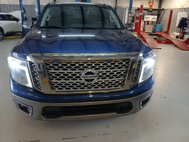 2017 Nissan Titan Platinum Reserve