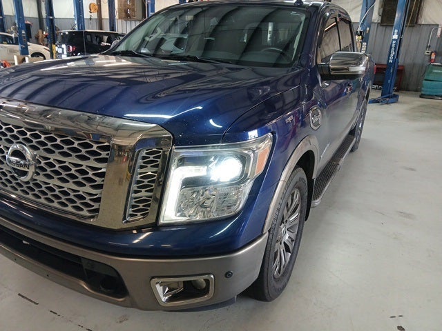 2017 Nissan Titan Platinum Reserve
