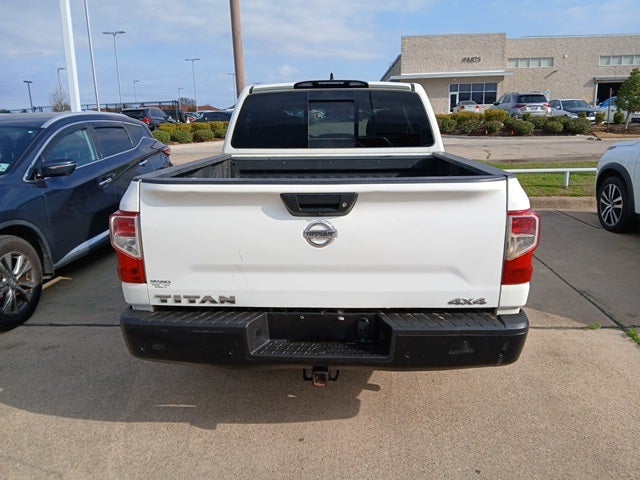 2022 Nissan Titan S