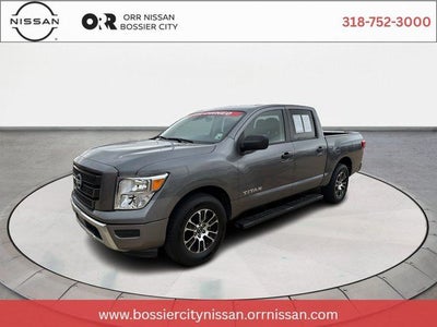 2023 Nissan Titan SV