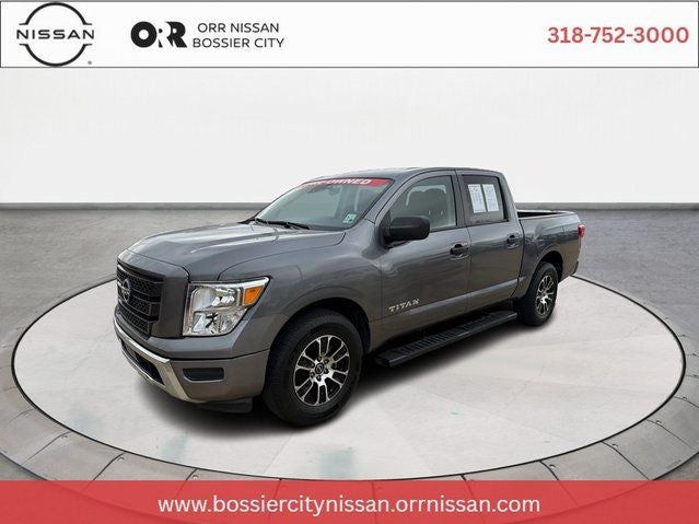 2023 Nissan Titan SV