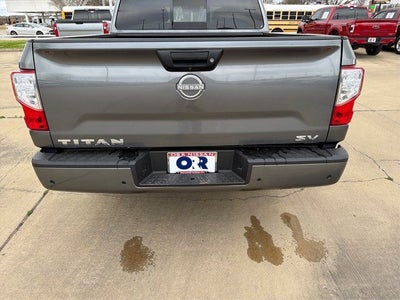 2023 Nissan Titan SV