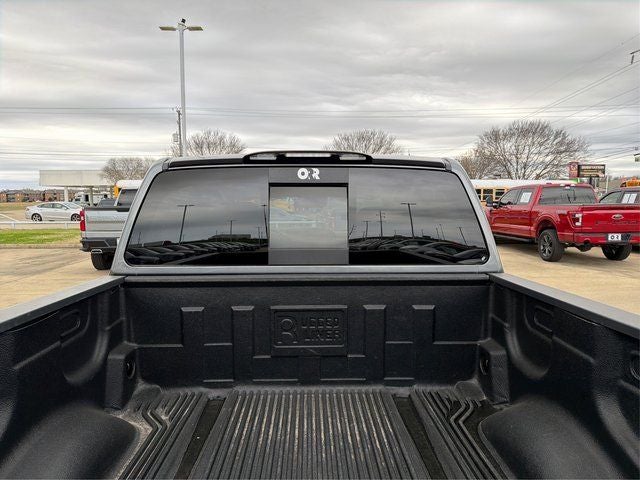 2023 Nissan Titan SV