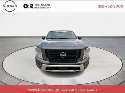 2023 Nissan Titan SV