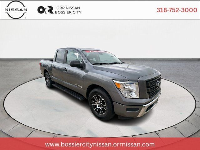2023 Nissan Titan SV