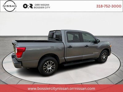 2023 Nissan Titan SV