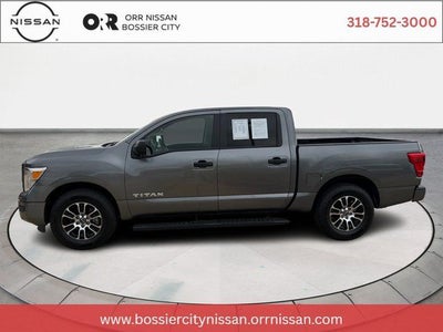 2023 Nissan Titan SV