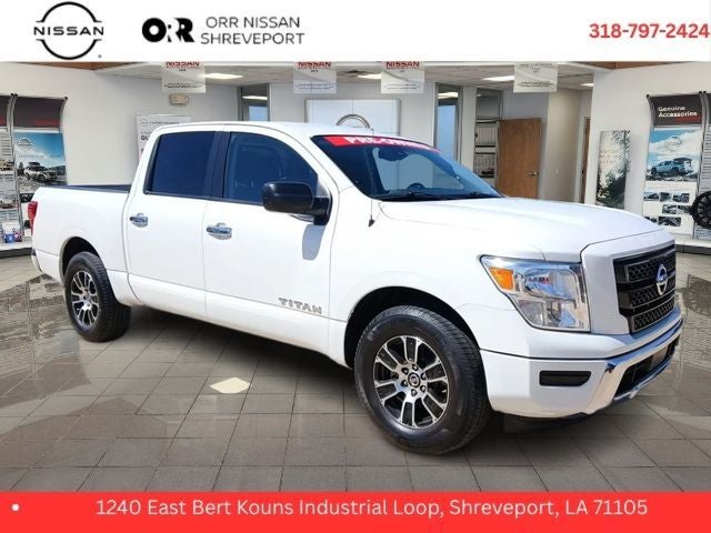 2021 Nissan Titan SV