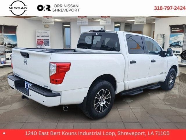 2024 Nissan Titan SV