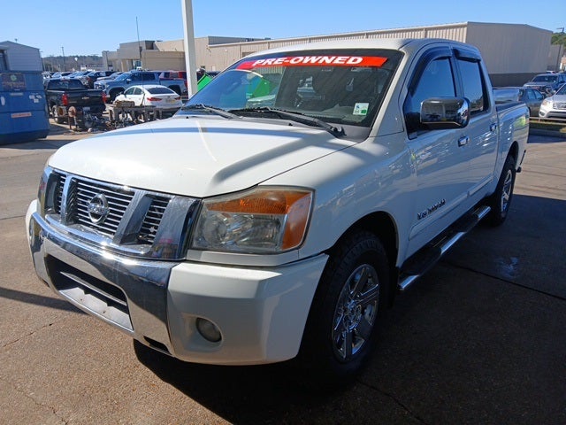2012 Nissan Titan SV