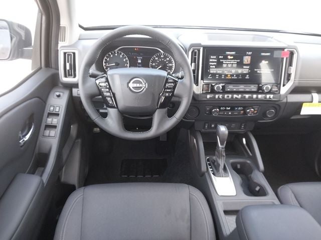 2027 Nissan Frontier SV