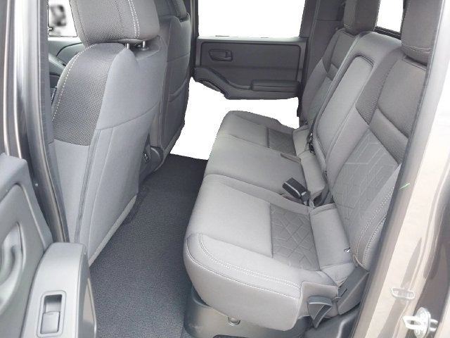 2027 Nissan Frontier Crew Cab SV