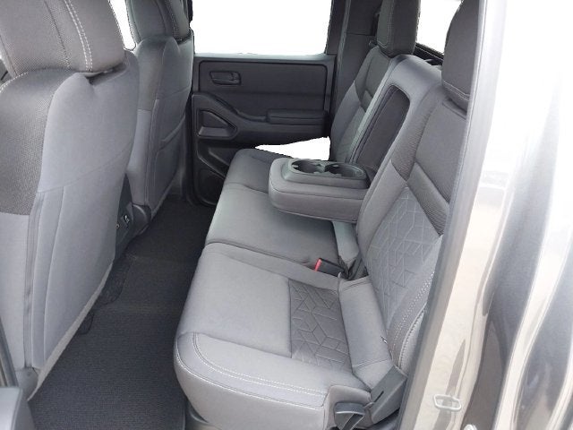 2027 Nissan Frontier Crew Cab SV