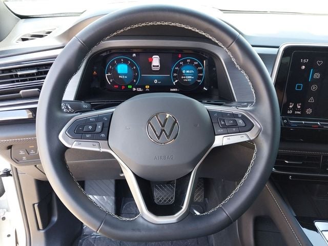 2024 Volkswagen Atlas Cross Sport 2.0T SE w/Technology