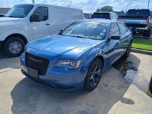 2023 Chrysler 300 Touring