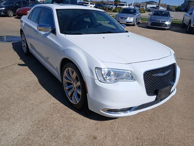 2017 Chrysler 300 C
