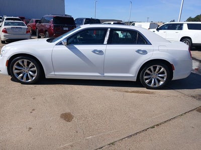 2017 Chrysler 300 C