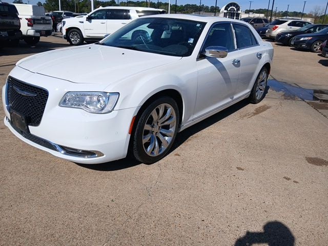2017 Chrysler 300 C