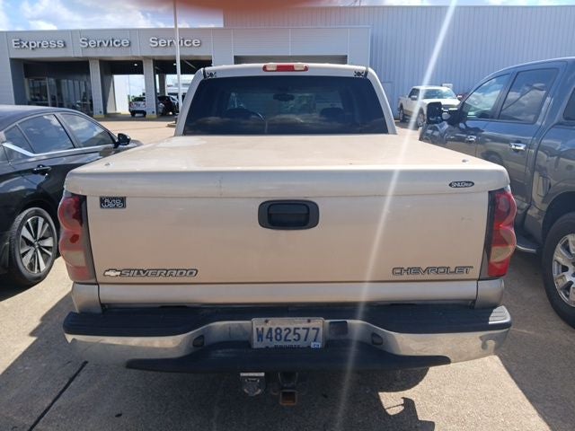 2005 Chevrolet Silverado 1500 LS