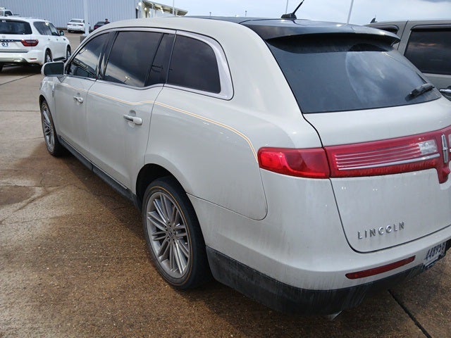 2019 Lincoln MKT Standard