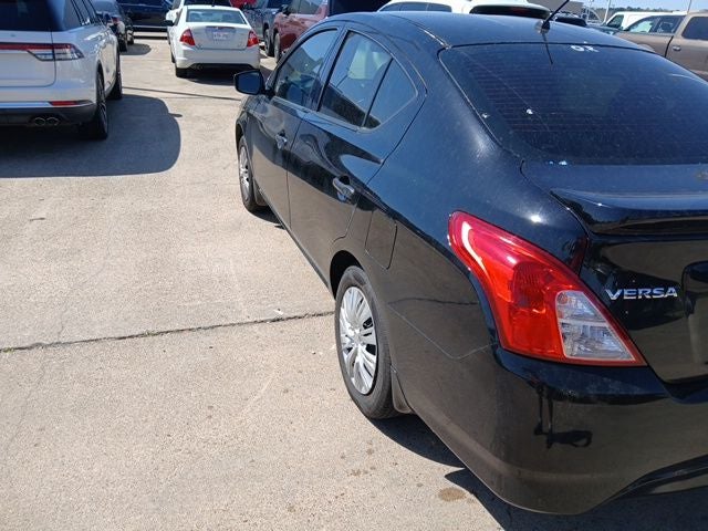 2018 Nissan Versa 1.6 S Plus