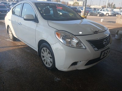2014 Nissan Versa 1.6 SV