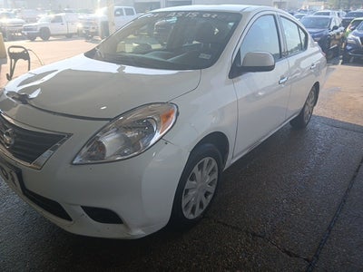2014 Nissan Versa 1.6 SV