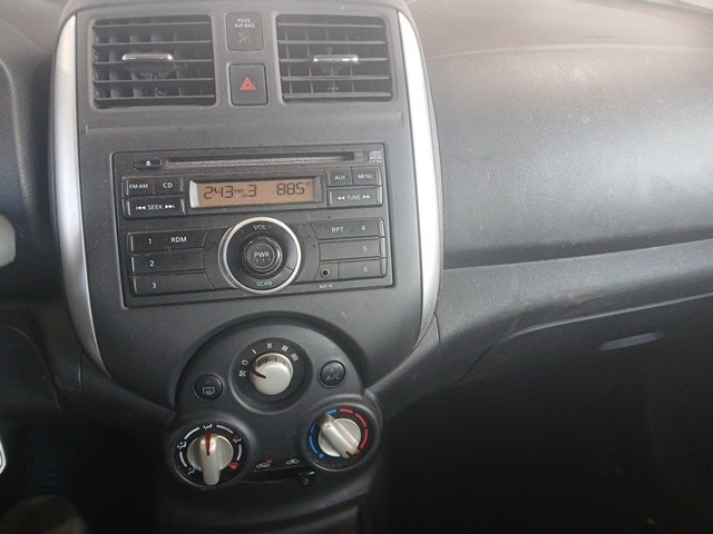 2014 Nissan Versa 1.6 SV