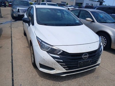 2023 Nissan Versa 1.6 S
