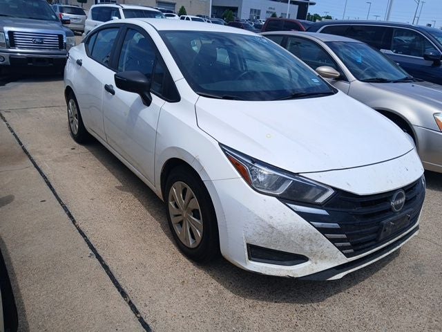 2023 Nissan Versa 1.6 S
