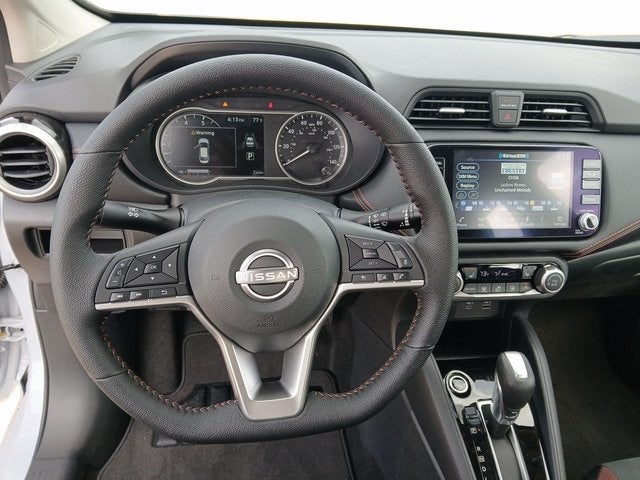 2025 Nissan Versa SR