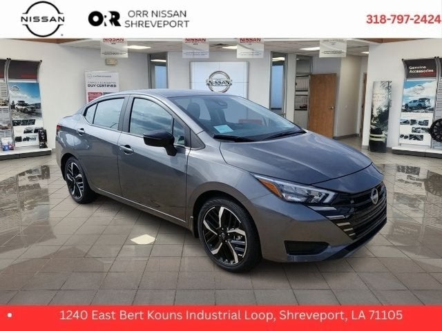 2025 Nissan Versa SR