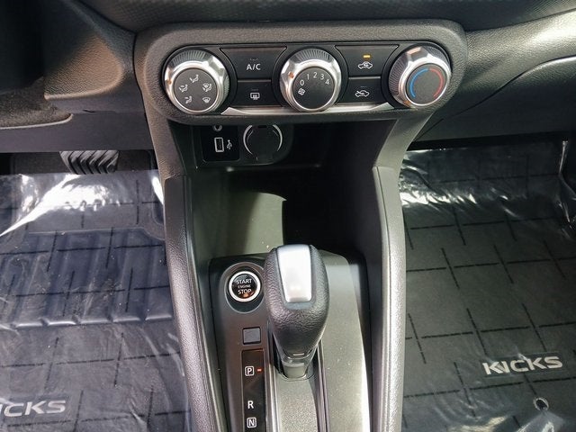 2025 Nissan Kicks Play S