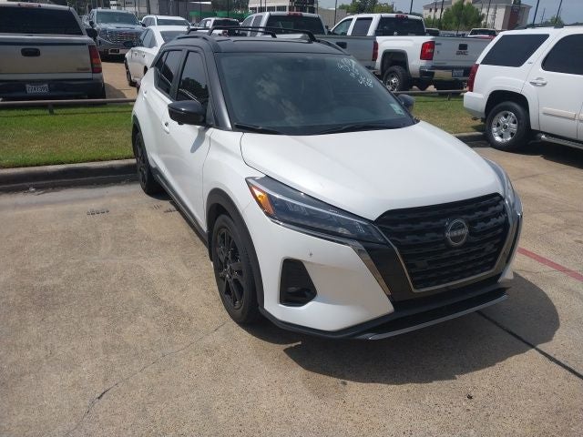 2024 Nissan Kicks SR