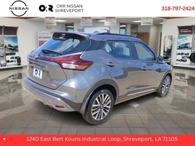 2023 Nissan Kicks SR