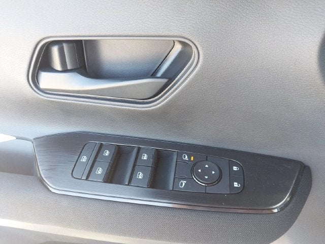 2027 Nissan Kicks S